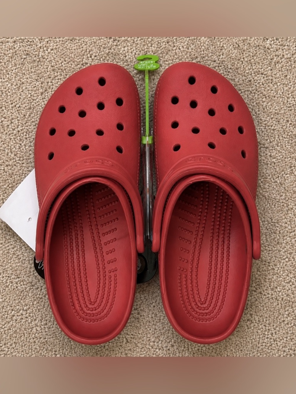 Red Crocs Classic Clogs M4/W6 | New With Tags | Lightweight Comfort Shoes (B/81)